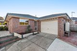 https://images.listonce.com.au/custom/160x/listings/9-baystone-court-mount-martha-vic-3934/402/01722402_img_12.jpg?BJw4gYW-kcI