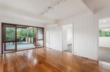 https://images.listonce.com.au/custom/160x/listings/9-beddoe-street-research-vic-3095/027/00891027_img_06.jpg?gV5N0pB5mPY