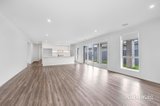 https://images.listonce.com.au/custom/160x/listings/9-belfast-road-alfredton-vic-3350/189/01982189_img_08.jpg?rbWqOkb3aSA