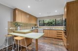 https://images.listonce.com.au/custom/160x/listings/9-berry-road-bayswater-north-vic-3153/596/01548596_img_06.jpg?x2DsahrSGfY