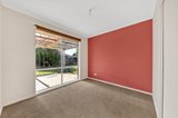 https://images.listonce.com.au/custom/160x/listings/9-bradford-street-st-albans-park-vic-3219/808/01698808_img_09.jpg?W9cqU9tpwKY