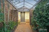 https://images.listonce.com.au/custom/160x/listings/9-bronwyn-court-research-vic-3095/926/01779926_img_03.jpg?2UEJnf9HBfw
