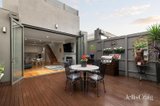 https://images.listonce.com.au/custom/160x/listings/9-broomfield-road-hawthorn-east-vic-3123/735/01942735_img_08.jpg?cM4hidL9P5M