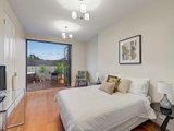 https://images.listonce.com.au/custom/160x/listings/9-broomfield-road-hawthorn-east-vic-3123/922/00828922_img_04.jpg?aTjACP0vcX4