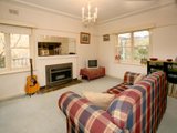 https://images.listonce.com.au/custom/160x/listings/9-byron-street-box-hill-south-vic-3128/918/01743918_img_04.jpg?Fhg2jIaon0U