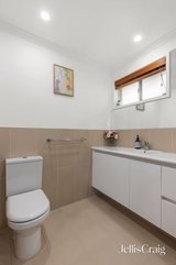 https://images.listonce.com.au/custom/160x/listings/9-carol-hancock-place-croydon-north-vic-3136/921/01882921_img_09.jpg?jDXkNcgeR0w