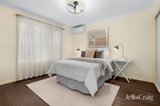 https://images.listonce.com.au/custom/160x/listings/9-carrington-court-burwood-east-vic-3151/942/01953942_img_12.jpg?gop_S18R0m4