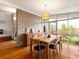 https://images.listonce.com.au/custom/160x/listings/9-cecilie-court-doncaster-vic-3108/820/01724820_img_05.jpg?ERaL3WJveHc