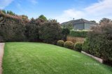 https://images.listonce.com.au/custom/160x/listings/9-charles-conder-place-diamond-creek-vic-3089/473/01179473_img_13.jpg?Lm9J0vMU8ck