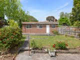 https://images.listonce.com.au/custom/160x/listings/9-claremont-crescent-canterbury-vic-3126/874/00975874_img_09.jpg?v34Ii_3TKvk