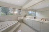 https://images.listonce.com.au/custom/160x/listings/9-cliveden-court-templestowe-vic-3106/520/00824520_img_10.jpg?fFJ31GKO9fU