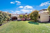 https://images.listonce.com.au/custom/160x/listings/9-clydesdale-street-box-hill-vic-3128/842/01823842_img_14.jpg?BjzoSSyNFCM