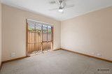 https://images.listonce.com.au/custom/160x/listings/9-conole-court-lara-vic-3212/553/01698553_img_02.jpg?iMAu-5S4XGU
