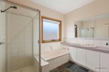 https://images.listonce.com.au/custom/160x/listings/9-conole-court-lara-vic-3212/553/01698553_img_04.jpg?Icmf6xUeGXY