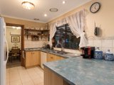 https://images.listonce.com.au/custom/160x/listings/9-cornelia-close-kilsyth-vic-3137/567/01524567_img_06.jpg?GkpBz_2ESVM