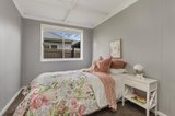 https://images.listonce.com.au/custom/160x/listings/9-cosmo-road-trentham-vic-3458/219/01260219_img_13.jpg?bNMuogA_67Y