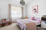 https://images.listonce.com.au/custom/160x/listings/9-crofton-street-geelong-west-vic-3218/008/01879008_img_07.jpg?HB4cD50Kius