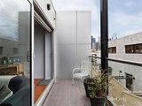 https://images.listonce.com.au/custom/160x/listings/9-curzon-place-north-melbourne-vic-3051/922/01977922_img_05.jpg?3whU6gqeMLY
