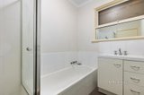 https://images.listonce.com.au/custom/160x/listings/9-dallas-crescent-watsonia-north-vic-3087/991/01455991_img_06.jpg?krzztCfOHSI