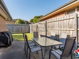https://images.listonce.com.au/custom/160x/listings/9-david-drive-mooroolbark-vic-3138/940/01524940_img_10.jpg?T6bq-OpGq54