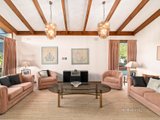 https://images.listonce.com.au/custom/160x/listings/9-dilkara-court-doncaster-east-vic-3109/762/01680762_img_03.jpg?RLnZjepBwJE