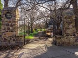 https://images.listonce.com.au/custom/160x/listings/9-dixon-place-lilydale-vic-3140/279/01526279_img_05.jpg?Sm2wgMAlEtY