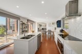 https://images.listonce.com.au/custom/160x/listings/9-doon-court-briar-hill-vic-3088/765/00777765_img_02.jpg?FlxLHTzHJVM