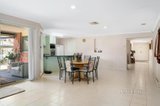 https://images.listonce.com.au/custom/160x/listings/9-dorrington-court-bundoora-vic-3083/396/01368396_img_03.jpg?JbLnFJQKKjE