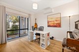 https://images.listonce.com.au/custom/160x/listings/9-douglas-parade-croydon-vic-3136/075/01977075_img_17.jpg?tVeDjypDjT4