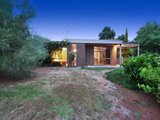 https://images.listonce.com.au/custom/160x/listings/9-eastwood-crescent-mooroolbark-vic-3138/393/01524393_img_14.jpg?2Gyx5jOUiXw