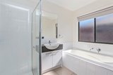 https://images.listonce.com.au/custom/160x/listings/9-ebbtide-drive-leopold-vic-3224/851/01699851_img_05.jpg?LWFvTeFJTGQ