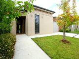 https://images.listonce.com.au/custom/160x/listings/9-echo-place-alfredton-vic-3350/919/01575919_img_01.jpg?f90RHiGKDmw