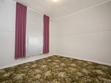 https://images.listonce.com.au/custom/160x/listings/9-edward-street-castlemaine-vic-3450/360/00616360_img_07.jpg?l6-jBBIXatw