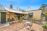 https://images.listonce.com.au/custom/160x/listings/9-elderslie-terrace-newtown-vic-3220/536/01584536_img_09.jpg?VPCvMg7oZyI