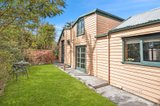 https://images.listonce.com.au/custom/160x/listings/9-elderslie-terrace-newtown-vic-3220/536/01584536_img_10.jpg?Zy0o5LwwrNE