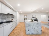 https://images.listonce.com.au/custom/160x/listings/9-elm-court-templestowe-vic-3106/454/01643454_img_09.jpg?L4s0b0CzqE0