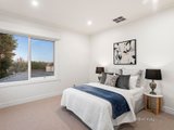 https://images.listonce.com.au/custom/160x/listings/9-elm-court-templestowe-vic-3106/454/01643454_img_17.jpg?S4eTibEdOig