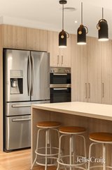 https://images.listonce.com.au/custom/160x/listings/9-enterprize-avenue-chelsea-heights-vic-3196/705/01976705_img_04.jpg?8uTN3PKiH6M
