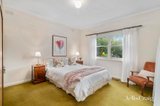 https://images.listonce.com.au/custom/160x/listings/9-ernest-street-blackburn-vic-3130/712/01824712_img_08.jpg?kOcPwNt2Oys