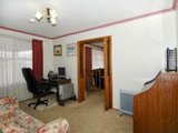 https://images.listonce.com.au/custom/160x/listings/9-eucalypt-court-corio-vic-3214/202/01699202_img_06.jpg?iT1dzpIChaM
