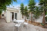 https://images.listonce.com.au/custom/160x/listings/9-fairchild-street-abbotsford-vic-3067/930/01021930_img_05.jpg?rY4pX6U4qrM