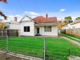 https://images.listonce.com.au/custom/160x/listings/9-fairlie-street-yarraville-vic-3013/349/01202349_img_02.jpg?plp6B54bbP0