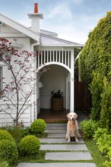 https://images.listonce.com.au/custom/160x/listings/9-findon-street-malvern-east-vic-3145/764/01294764_img_02.jpg?MePpdHW6vRA