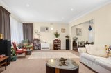 https://images.listonce.com.au/custom/160x/listings/9-gainsborough-street-castlemaine-vic-3450/387/01536387_img_03.jpg?_4JKAQR_6X8