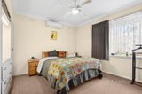 https://images.listonce.com.au/custom/160x/listings/9-gainsborough-street-castlemaine-vic-3450/387/01536387_img_08.jpg?0GbYFJUm1Tw