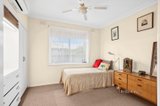 https://images.listonce.com.au/custom/160x/listings/9-gainsborough-street-castlemaine-vic-3450/387/01536387_img_10.jpg?4xuy0uHNCS4