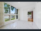 https://images.listonce.com.au/custom/160x/listings/9-garwain-parade-glen-waverley-vic-3150/735/01934735_img_03.jpg?GogRiKGjjrU