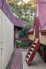 https://images.listonce.com.au/custom/160x/listings/9-geoffrey-court-lower-plenty-vic-3093/582/01163582_img_28.jpg?Q-nA3pD_Qkw