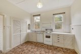 https://images.listonce.com.au/custom/160x/listings/9-gladstone-street-surrey-hills-vic-3127/009/00357009_img_04.jpg?iehWS-ruI_g