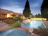 https://images.listonce.com.au/custom/160x/listings/9-glendenning-rise-templestowe-vic-3106/504/01683504_img_09.jpg?hn0YjZnOx78